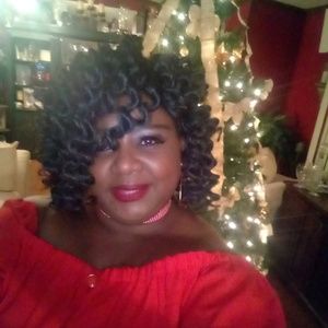 Meet your Posher, Debra